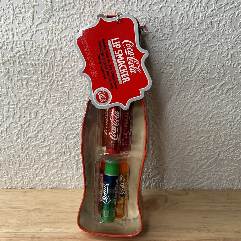 Lip Smacker In Collectible Coca Cola Retro Bottle Tin New Sealed 6 pcs‎ 2014
